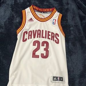 Lebron James Kids Adidas Cleveland Cavaliers Throwback jersey Size S